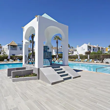 Quinta Velha Oasis, Pool *