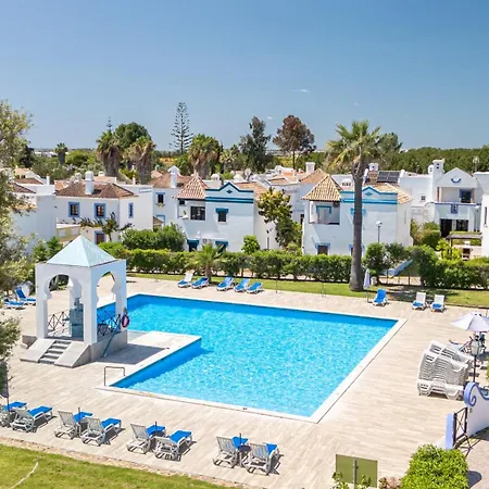 Quinta Velha Oasis, Pool Apartament *