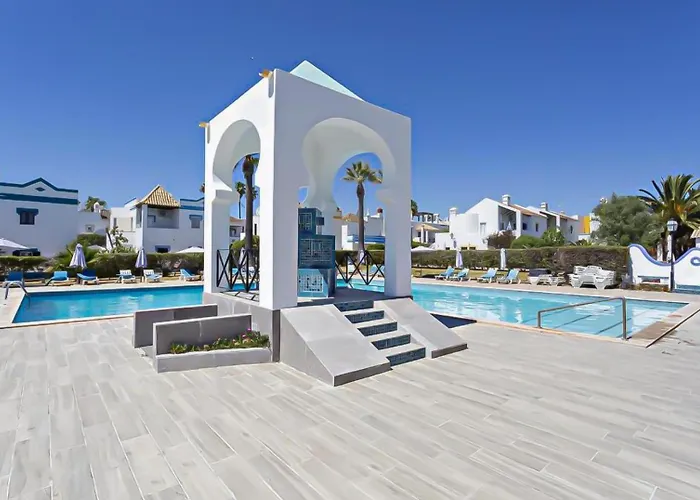 Quinta Velha Oasis, Pool *